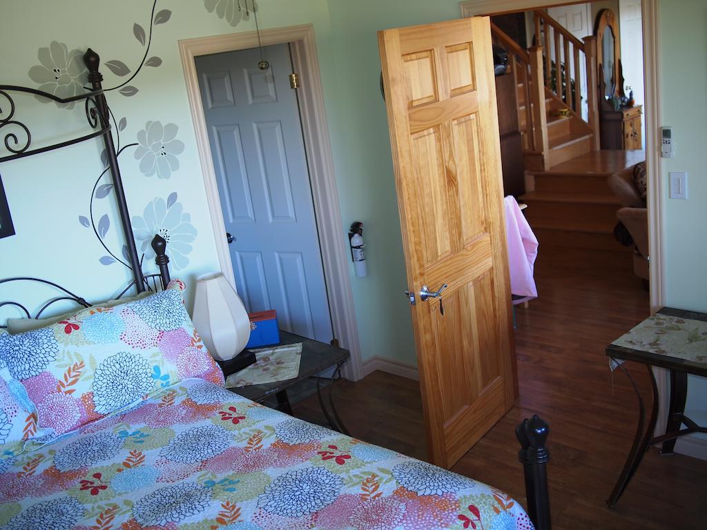 Our Valley View Bed & Breakfast Χάμπτον Δωμάτιο φωτογραφία