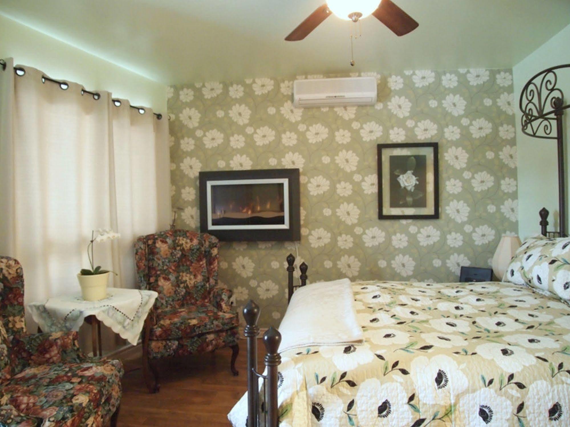 Our Valley View Bed & Breakfast Χάμπτον Εξωτερικό φωτογραφία